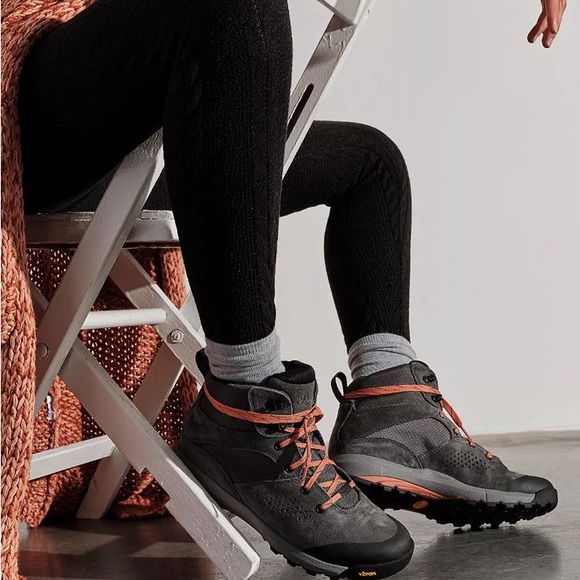 Danner Inquire Mid Hiker Boots - size 9.5 - Womens - Dark Grey / Salmon - Picture 6 of 6